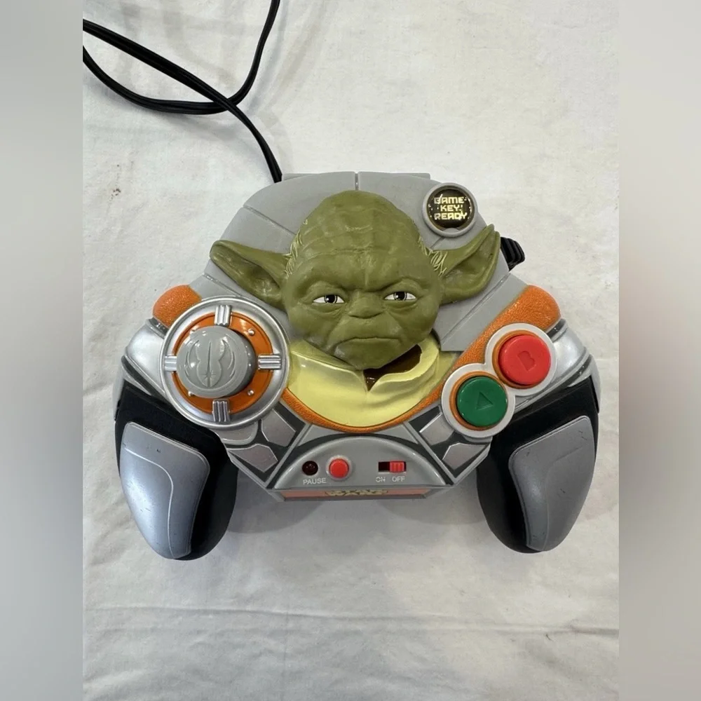 Jakks Pacific Star Wars Yoda Game Key Ready‎ 2005 Plug n Play TV Video Game